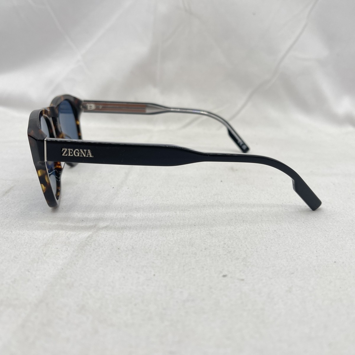 Orso TOPじェル×2 Zegna Mens Keyhole Square Colorblock Sunglasses EZ0221