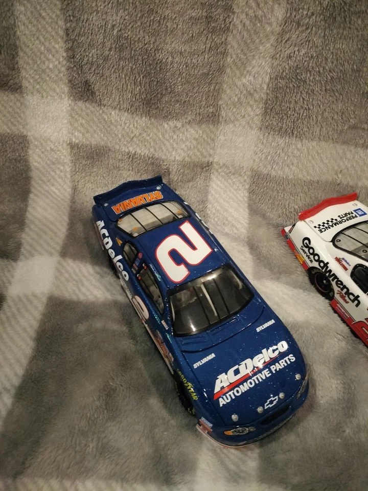 Kevin Harvick Diecast Trio 1:24 Busch Series Campeón Novato del Año y Coche AOL Foto 3 de 4