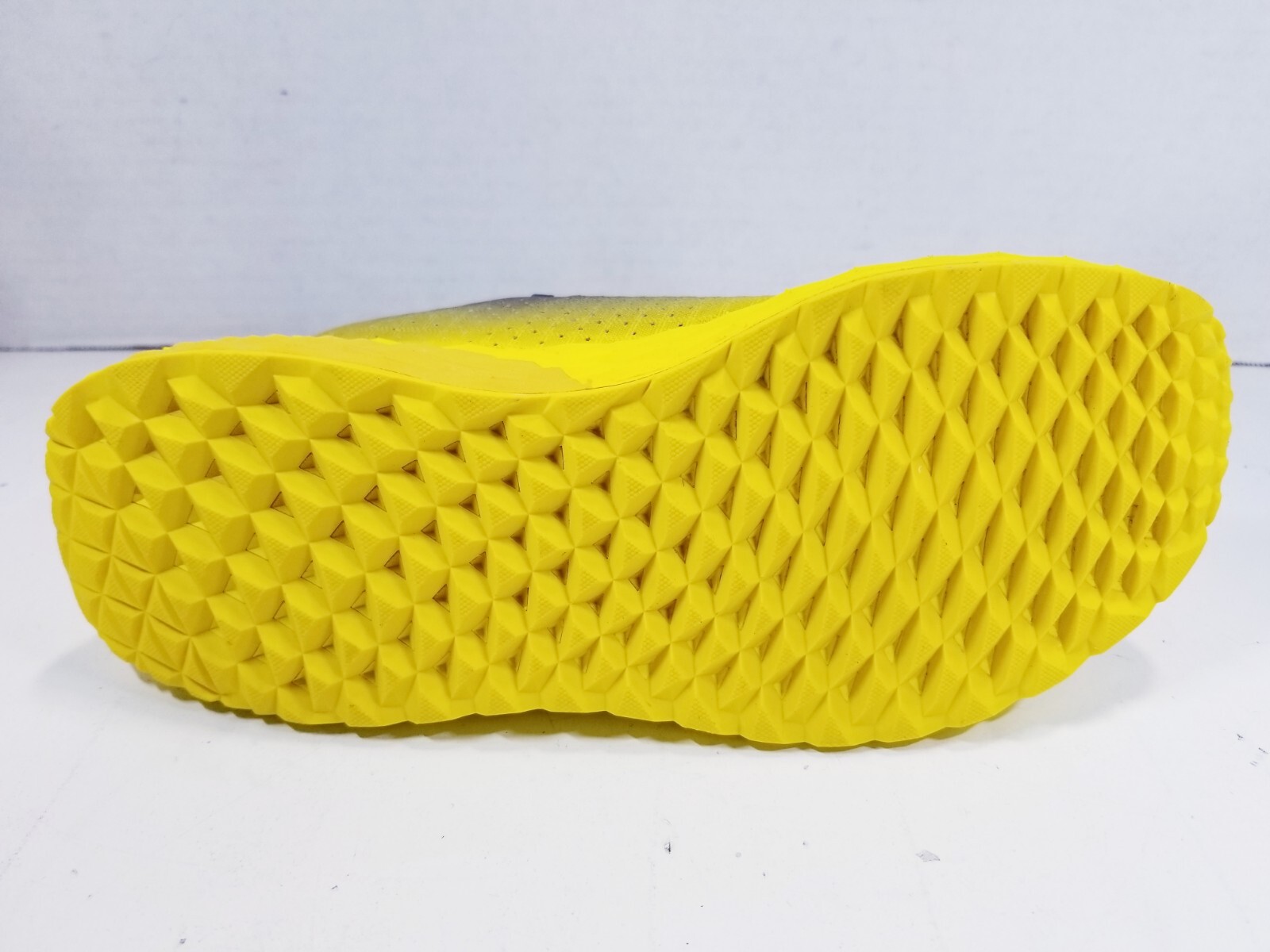 NOBULL Gradient Ripstop Runner Dark Gray/Lemon Dr… - image 10