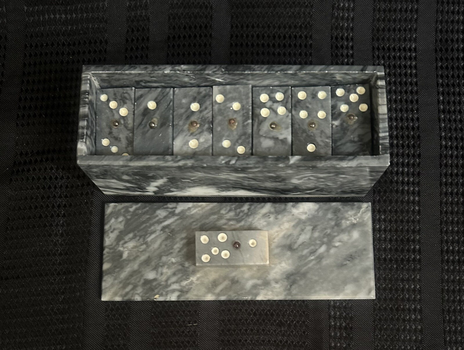 Picture 1 of 4