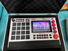 Akai MPC LIVE 2 MODIFIED SUPREME EDITION 2TB SSD 64gb INTERNAL STORAGE 4gb RAM