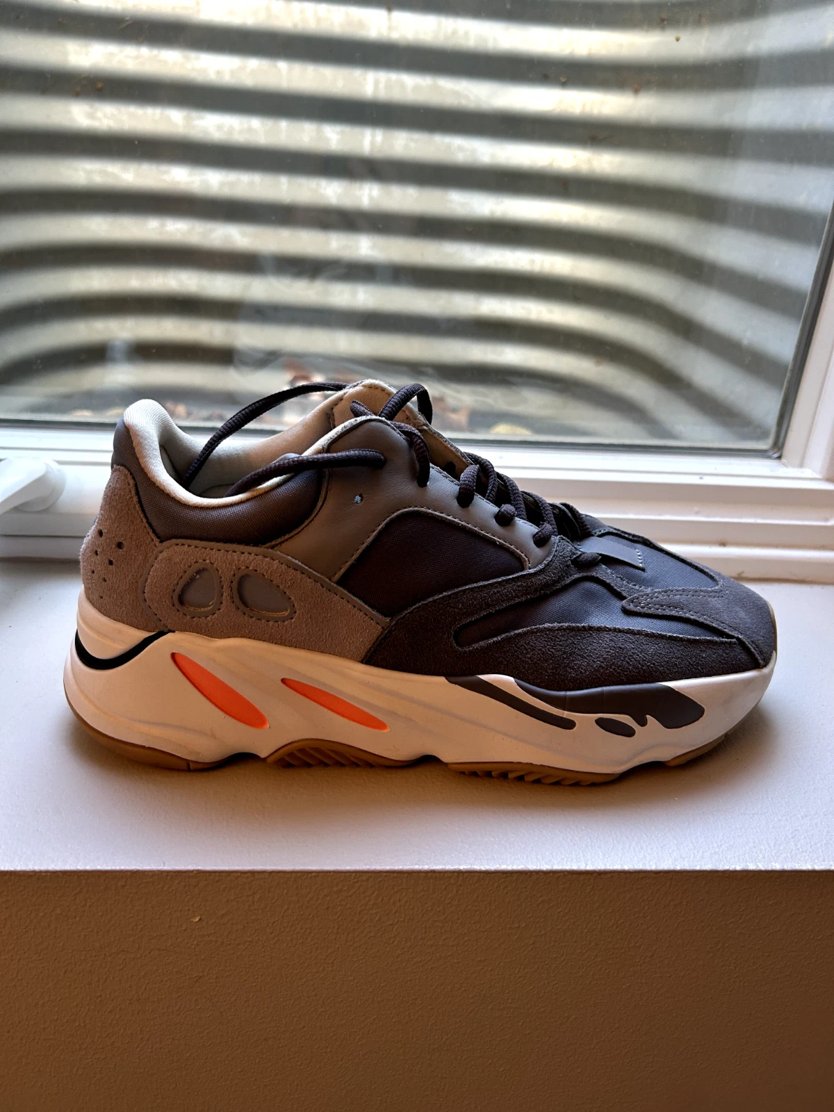 Calamita Adidas Yeezy Boost 700