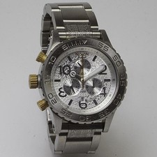 NIXON Watch 42-20 CHRONO: SILVER