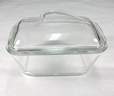 Vintage Glasbake Refrigerator Baking Dish Clear Glass w/Fin Lid J-805-4 1 1/2 QT