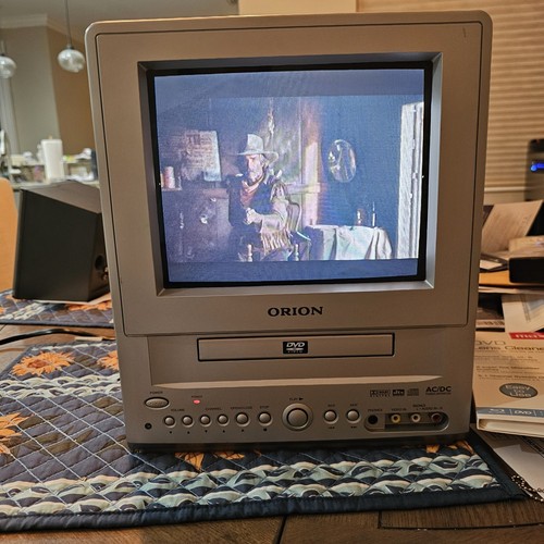ORION 9" INCH TV DVD PLAYER COMBO TVDVD092 WITH Stereo TESTED WORKING👍