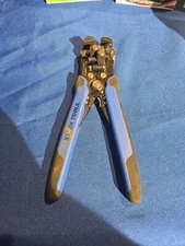 *Klein Tools 8-1/4" Self Adjusting Wire Stripper Cutter for 10-20 AWG 12-22 AWG