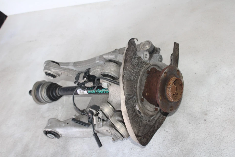 Eje trasero izquierdo portador de rueda eje buje rodilla BMW OEM F06 650i 640i Gran Coupé Foto 2 de 4