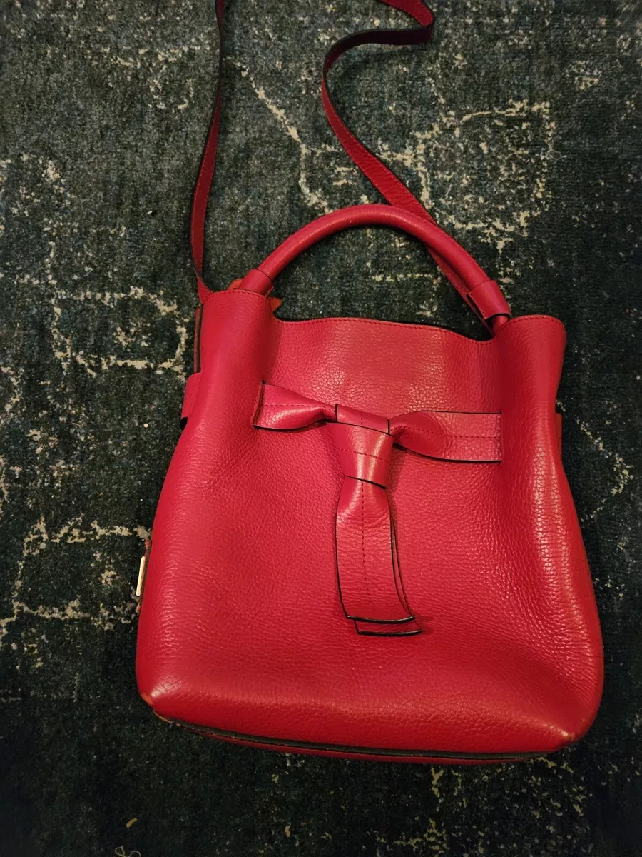 Valentino red bucket best sale bag