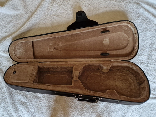 half size hard violin case - Picture 2 of 2
