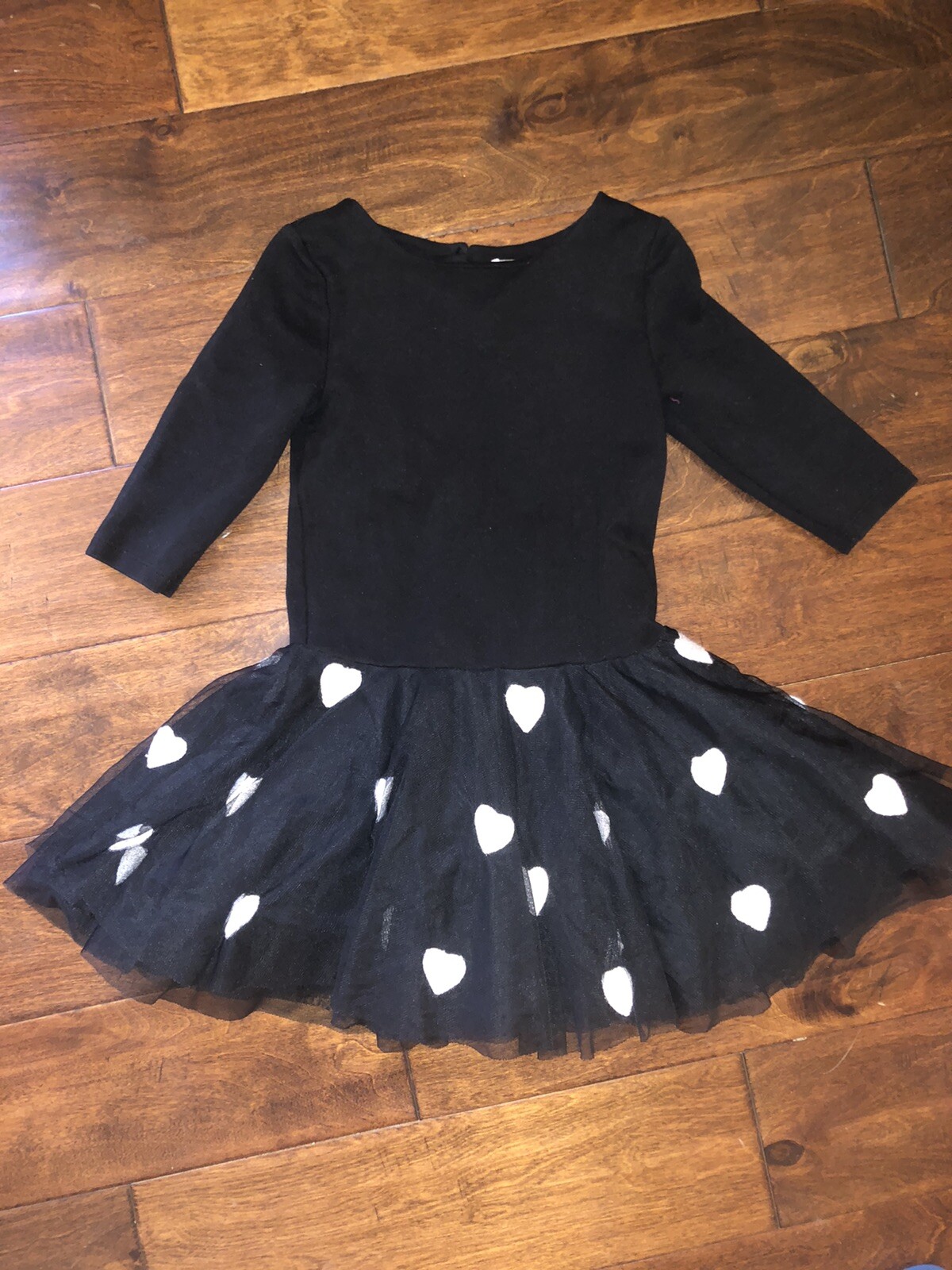 Foto 1 di 9