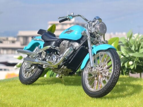 Honda / Shadow / V1100 C2 / 1/18 Motorcycles / Maisto - Picture 3 of 20