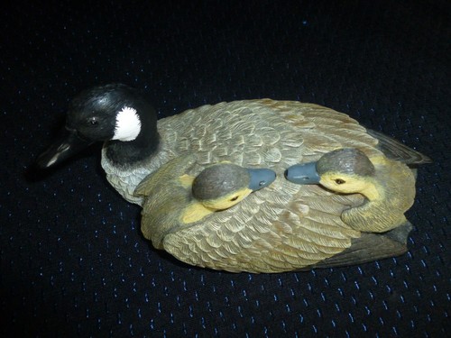 Vintage Heritage Artists J. B. Garton Miniature Collection Goose With Chicks - Picture 3 of 14