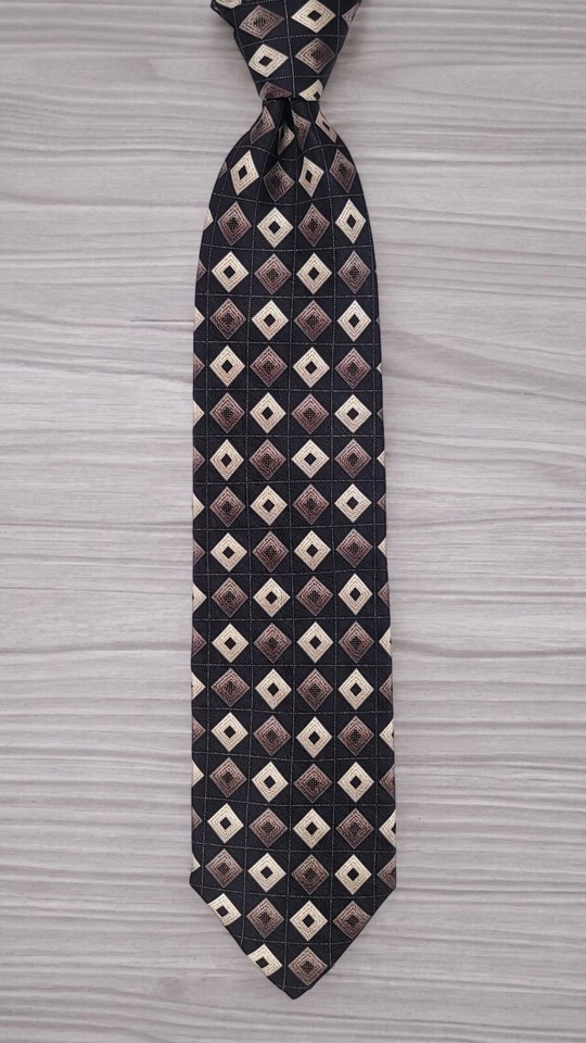 Corbata COVINGTON Hombre 100% Seda, Color Negro Con Patrón Geométrico.  Foto 2 de 4