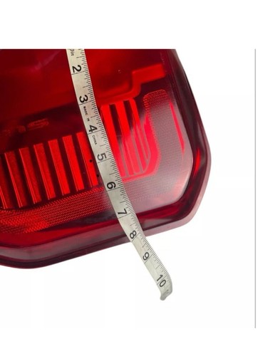 Luz trasera izquierda para conductor Ford Super Duty F250 F350 F450 F550 2023-2024 OEM PC3B - Imagen 8 de 15