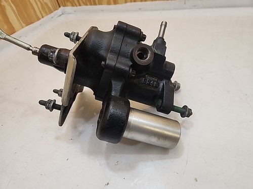 2003-2007 Chevy GMC 6.6L Duramax GMT800 OEM Hydroboost Unit Brake Booster W Nuts - Picture 4 of 17