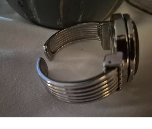 Vivani Cuff Armbanduhr Damen Abalone verstecktes Zifferblatt Strass - Bild 9 von 10