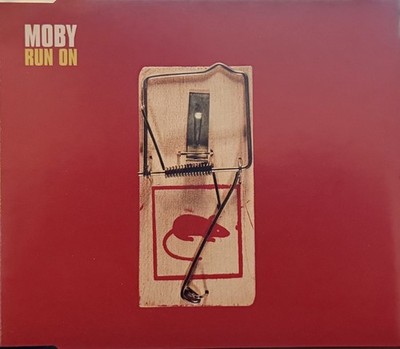 MOBY ''Run On'' import 3-song CD single, nice condition