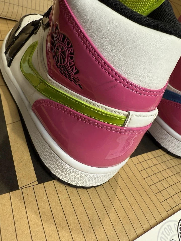 Zapatos Nike Air Jordan 1 SE Blanco Medio Cyber Active Fucsia CZ9834-100 Talla 8 2020 Foto 4 de 4
