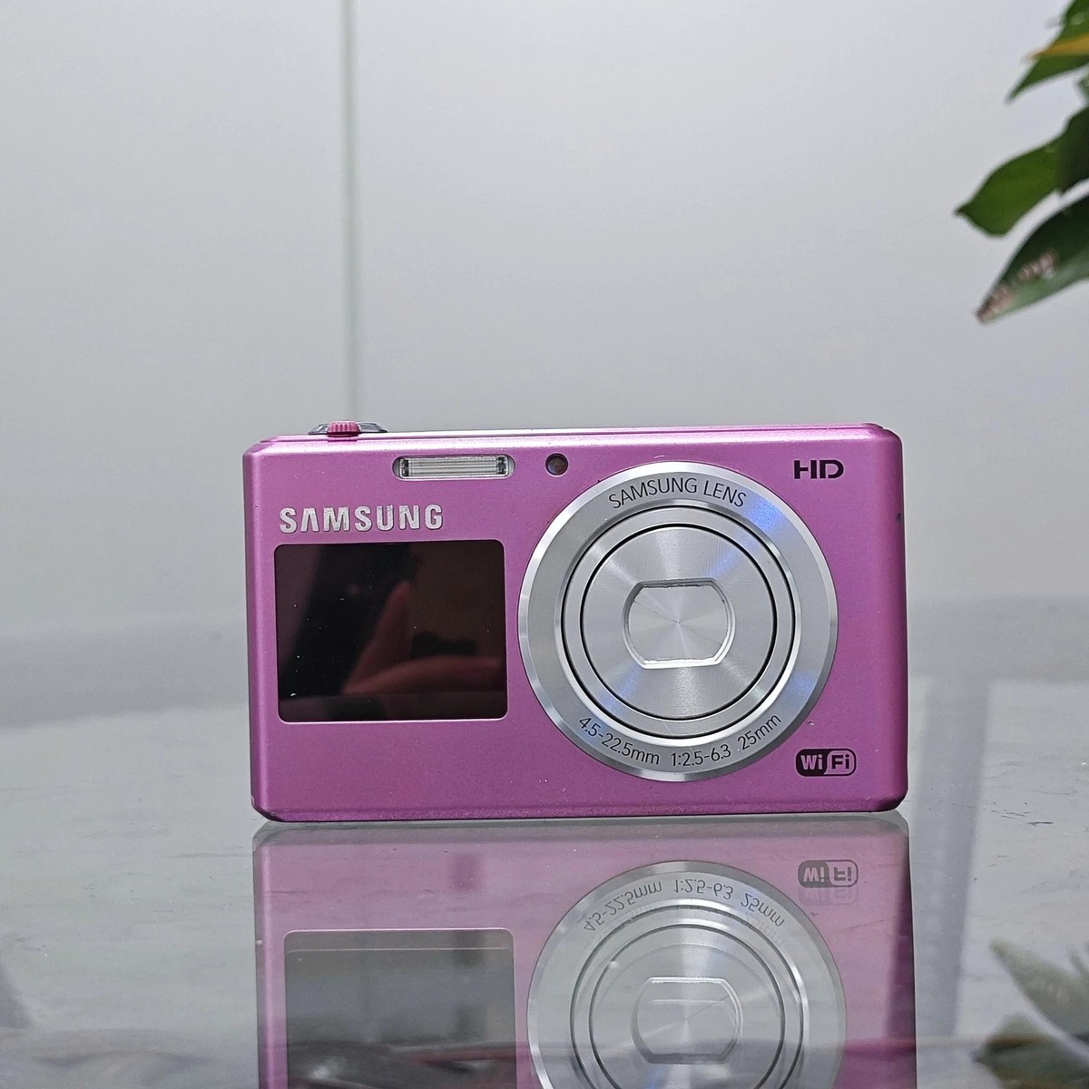 Samsung DV150F DualView LCD Screens16.2MP 5x Zoom Lens WiFi