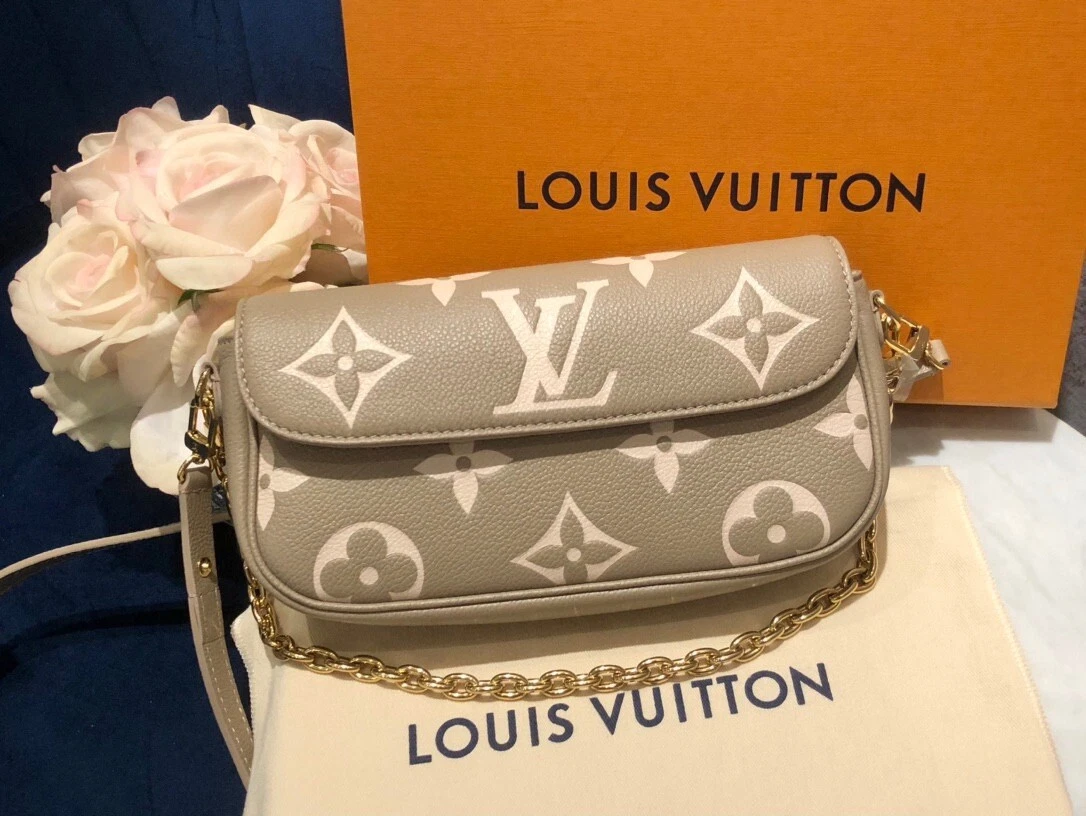 louis vuitton bag with orange chain