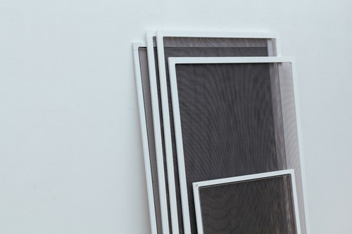 Kit Completo de Marco de Pantalla de Ventana – 5/16”x 3/4” Marco Blanco 48” x 48” Hágalo Usted Mismo - Imagen 4 de 6