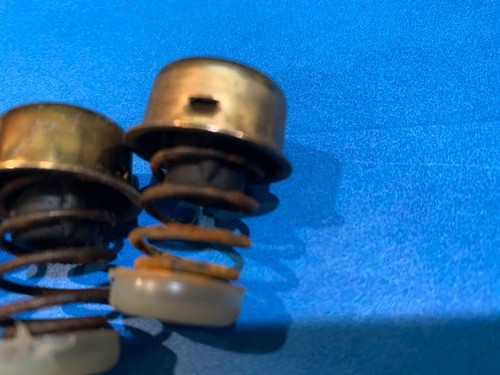 Dual 1218 Vintage Stereo Turntable Parting out Suspension Spring Set - Picture 3 of 4