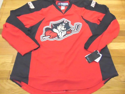 pirates red jersey