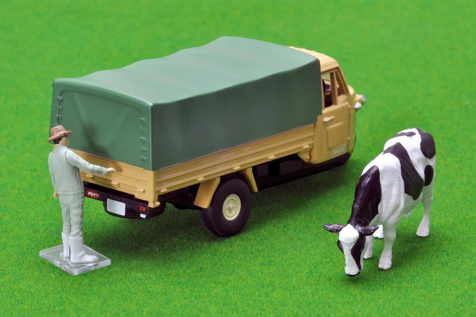 Tomica Limited Vintage 1/64 LV-12d Daihatsu CO10T Brown w/ Figures From Japan - Image 4 of 4