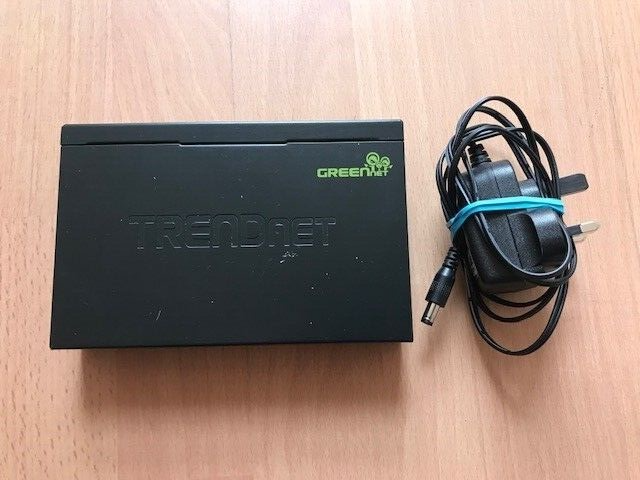 TRENDnet TEG-S82g 8-Port Gigabit GREENnet Switch - Good Condition