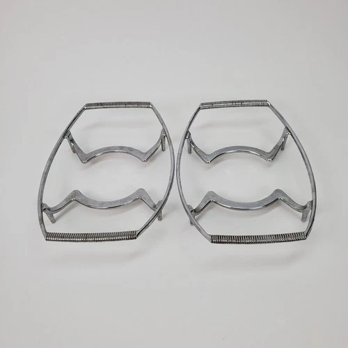 Set Of 2 Corning Ware P 11 M 1 Casserole Stand Metal Trivet Pyrex Holder 10x7