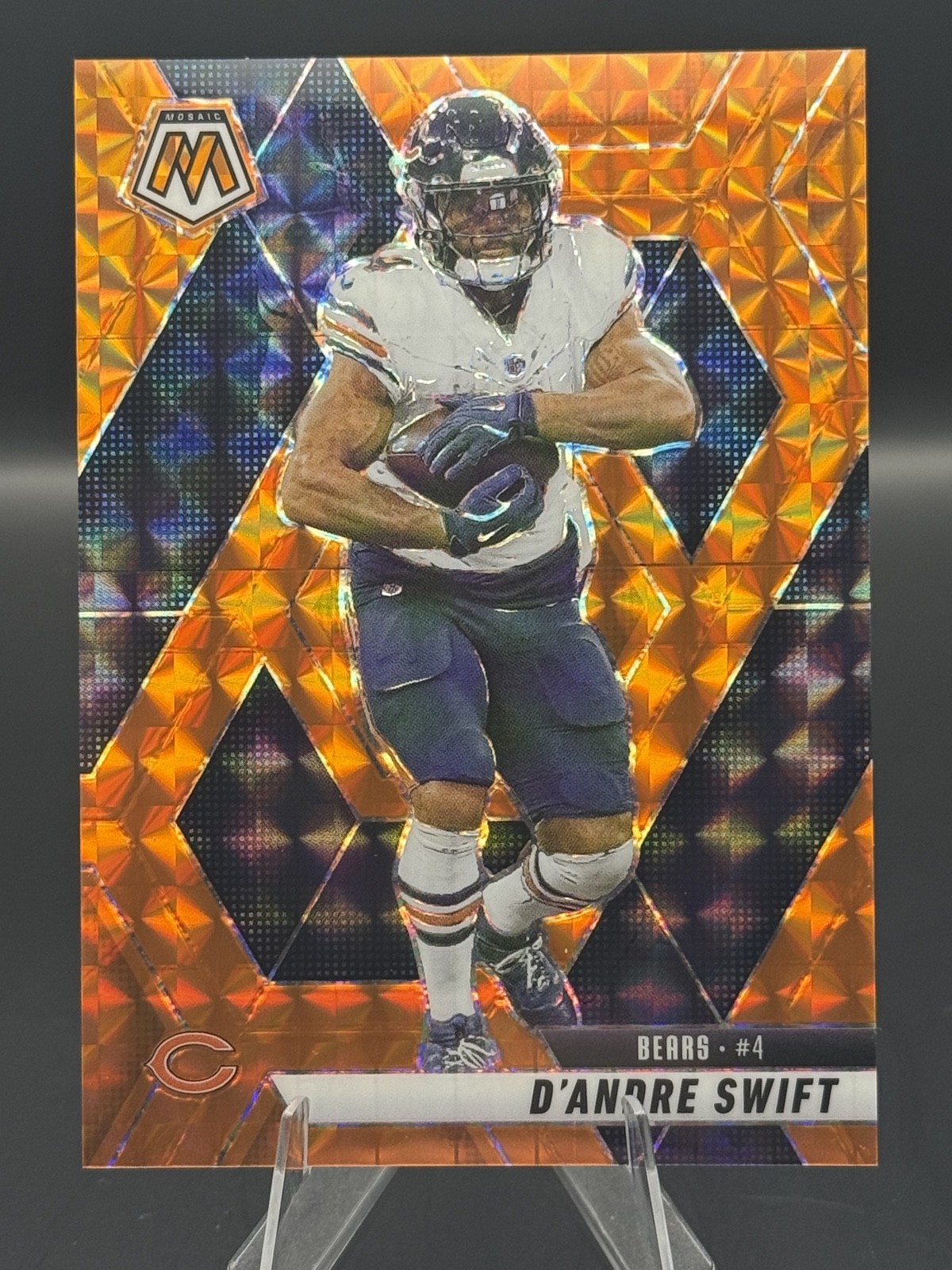 2025 Panini Mosaic - D'Andre Swift #213 Orange Mosaic Prizm /199