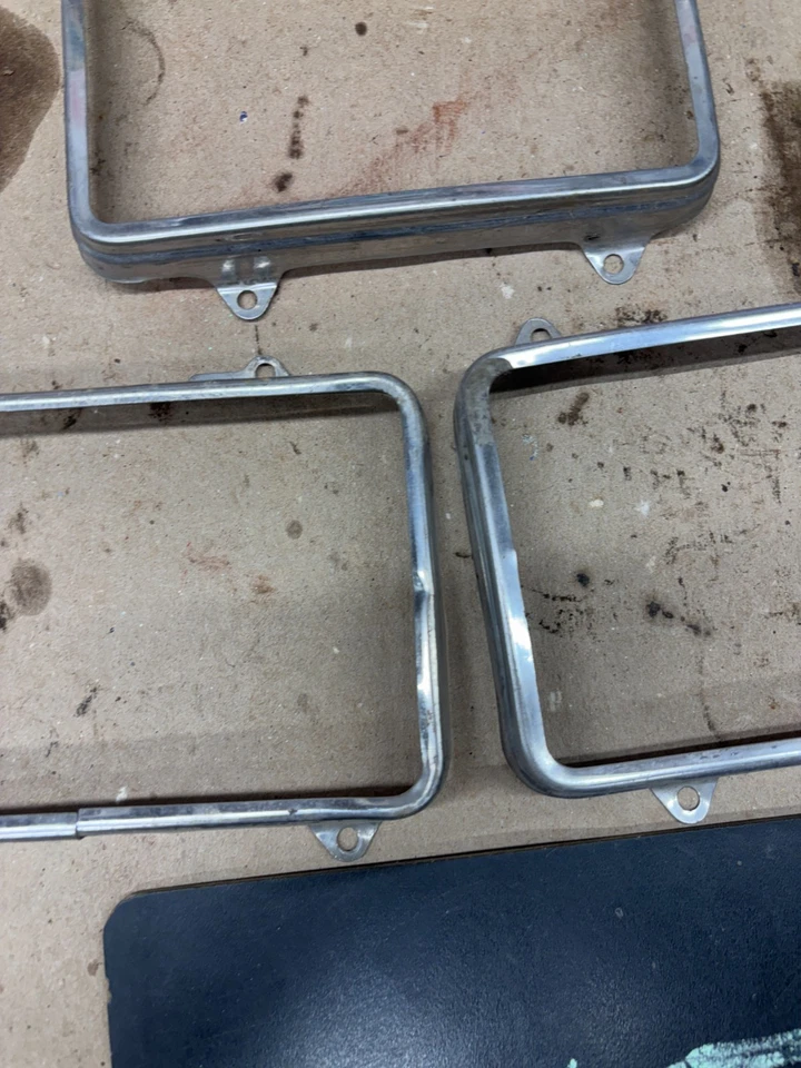 ANILLOS DE RETENCIÓN DE FAROS 3-4X6 HAZ SELLADO FORD CHEVROLET PROJECT DODGE Foto 3 de 4