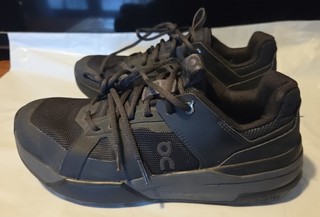 Youth On Cloud The Roger Clubhouse Pro Black Glacier Size 6Y Federer Pre owned