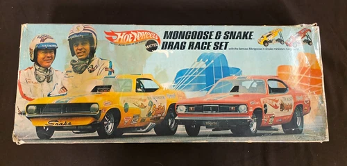 Vintage 1969 Hot Wheels Mongoose & Snake Drag Race Set Complete