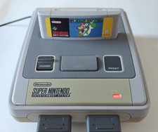Super Nintendo (SNES) PAL, SNSP-001A (UKV), 3 Controllers, 2 Games UNTESTED