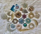 Vtg Silver Gold Tone Costume Jewelry Lot 23 Pcs Brooches & One Earring