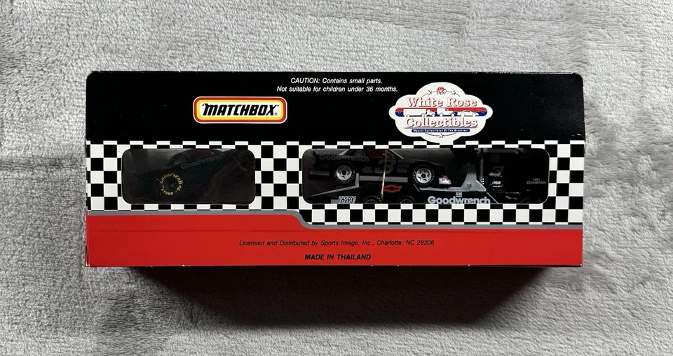 Dale Earnhardt #3 Goodwrench Team Convoy Matchbox Superstars 1993 New - Image 3 of 3