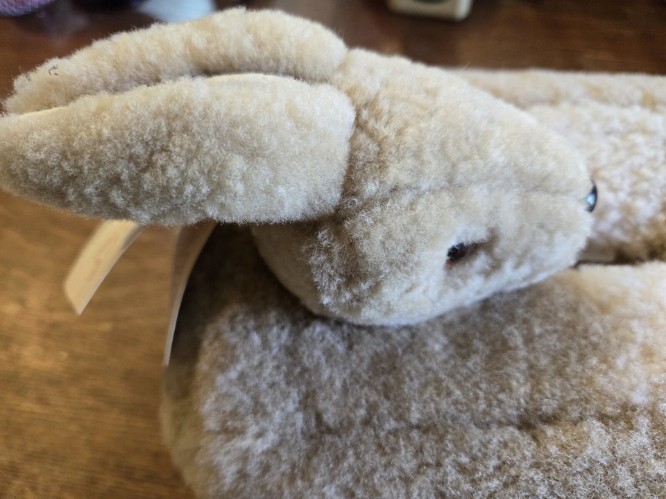 Ausfurs Australia Genuine Sheepskin Fur Kangaroo Tissue Box Cover