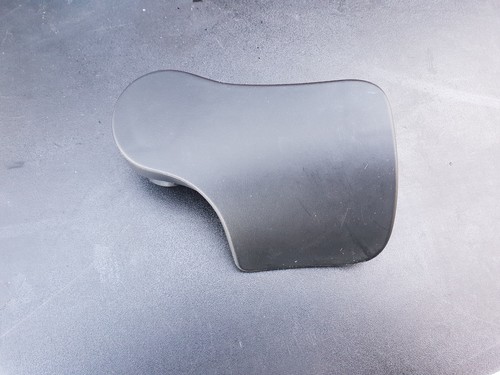 Audi TTRS 8S TT TTS Haubenentriegelung Motorhaube Entriegelungshebel 8S1823533C