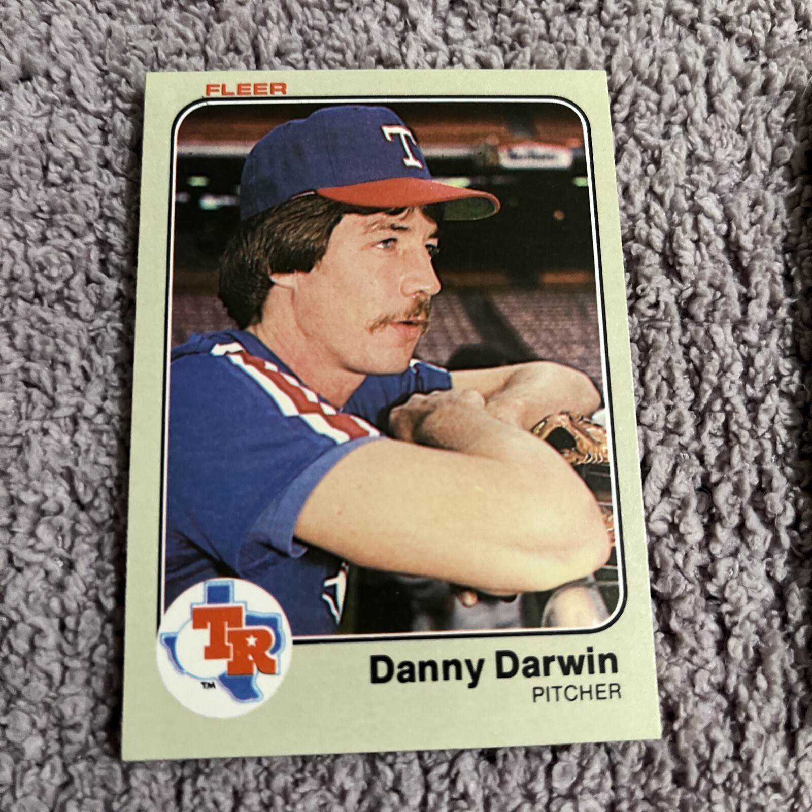 1983 Fleer Texas Rangers Baseball Card #565 Danny Darwin