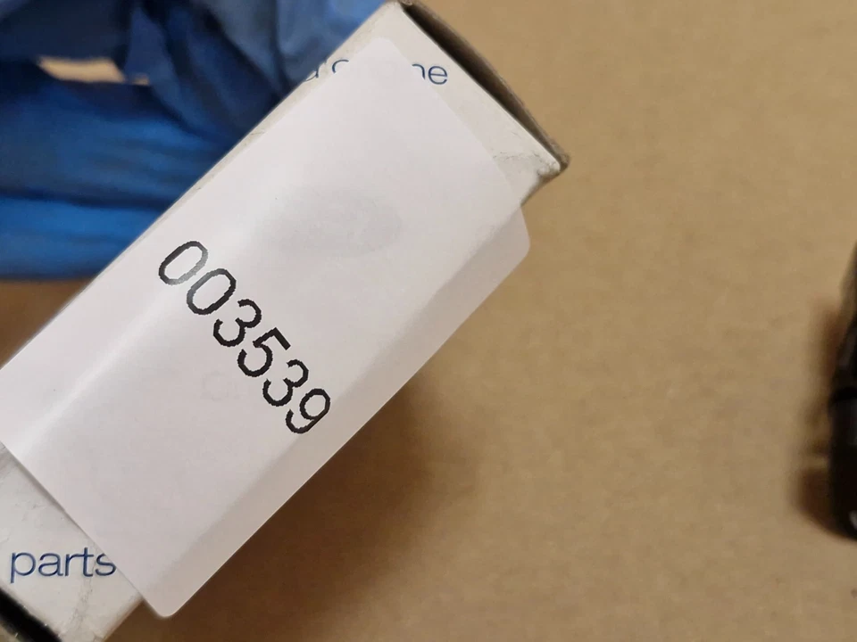 Genuine Ford Connect Focus C-Max Kuga Switch W/ Heated Windscreen 13-18 1817665 - Image 4 of 4