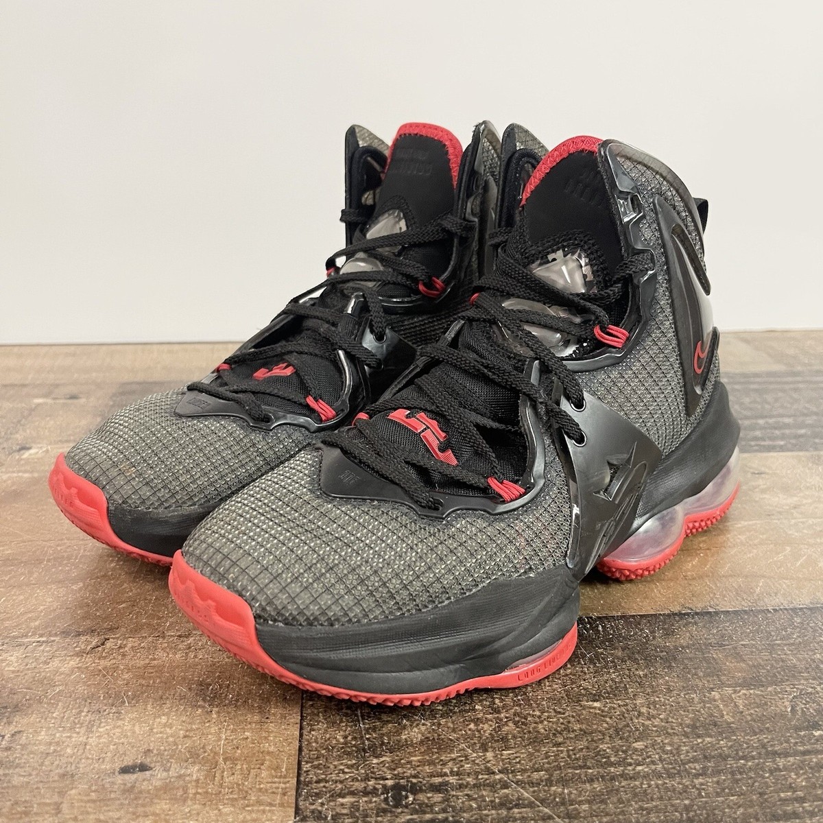 Nike Lebron 19 GS Bred Size 5Y / 6.5 Wmns Black Red DD0418-011 | eBay