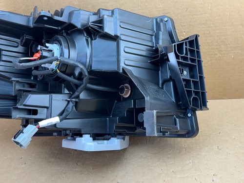 2022 2023 2024 Nissan Frontier Headlight Left Driver Side Halogen OEM - Picture 13 of 14