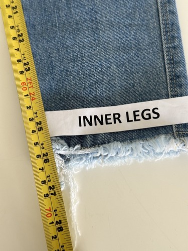 Refuge Jeans Women Size 9 W26 L26 Blue Denim Distressed Raw Hem High Waist NEW - Picture 5 of 24