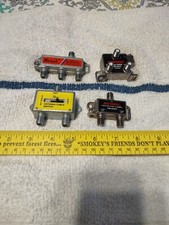 Lot de 4 interrupteurs séparateurs coaxiaux d'occasion