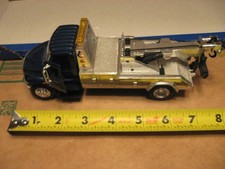 New Ray International Wrecker Tow Truck 8.5 Long Boom Moves Doors Open New Ray International Wrecker Tow Truck 8.5 Long Boom Moves Doors Open