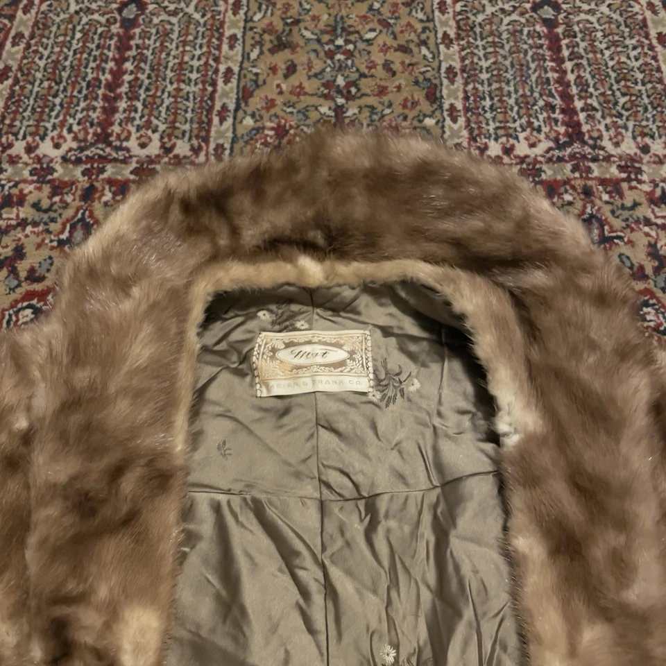 True VTG 60s MaF Light Brown Striped Genuine Mink Fur Stole Shawl Wrap Cape USA - Image 3 of 4