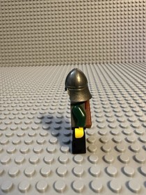 LEGO Castle Kingdoms Dragon Knight Minifigure cas457 From Set 7946 King&rsquo;s Castle
