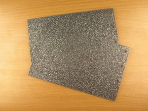 Details About Genuine Makita Carbon Plate Pad 2pcs For Belt Sander 9401 9402 423029 3