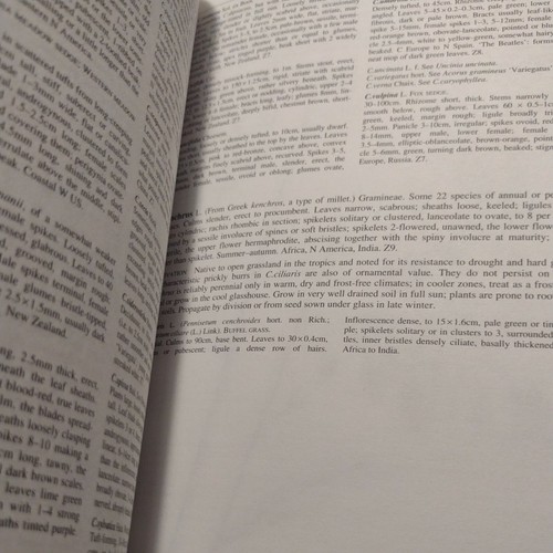 Royal Horticultural Society: Manual of Grasses by Mark Griffiths 1994 Hardcover - Picture 7 of 12